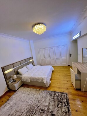 3 habitaciones, tabla de planchar con plancha y wifi gratis 