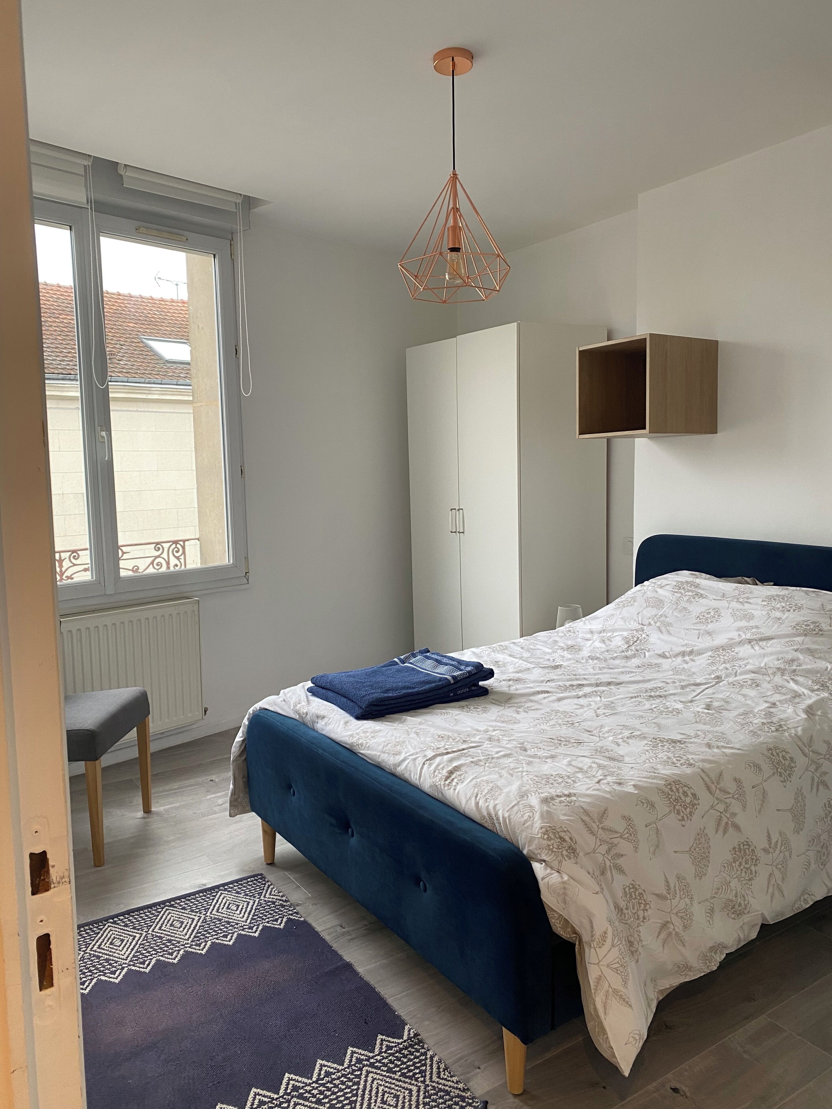 Ferros/tábuas de passar roupa, Wi-Fi, roupa de cama