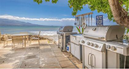 Stunning 2BD 2BA Ocean Front Condo Great View, AC