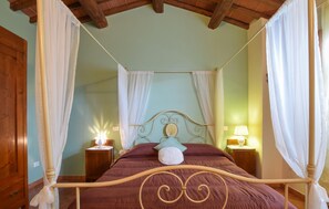 3 chambres, lit parapluie