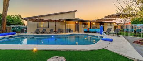 Piscine extérieure, piscine chauffée