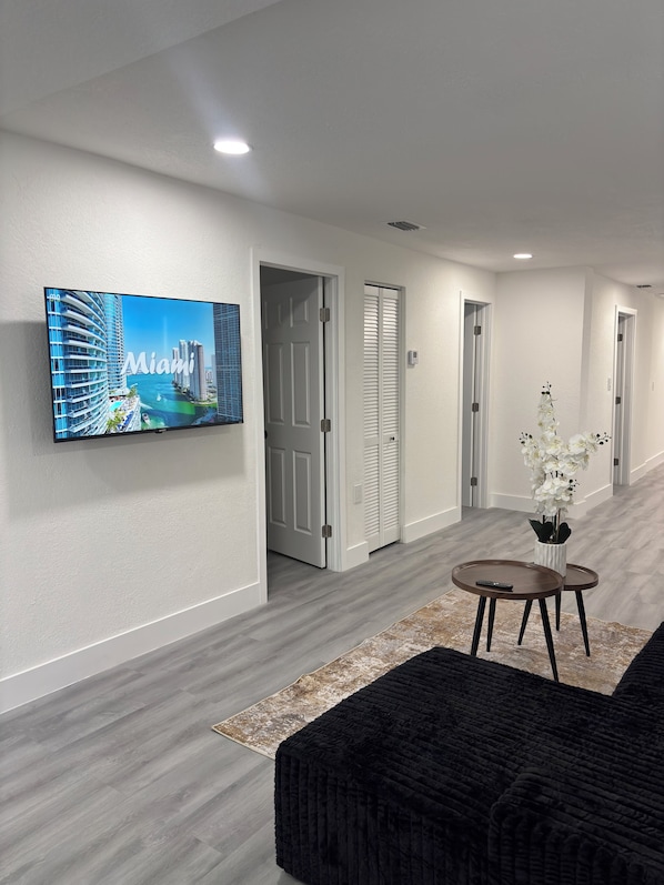 Interior - La Orquidia (Miami)