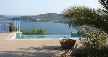 Stunning 3 Bedroom Villa - Panoramic View