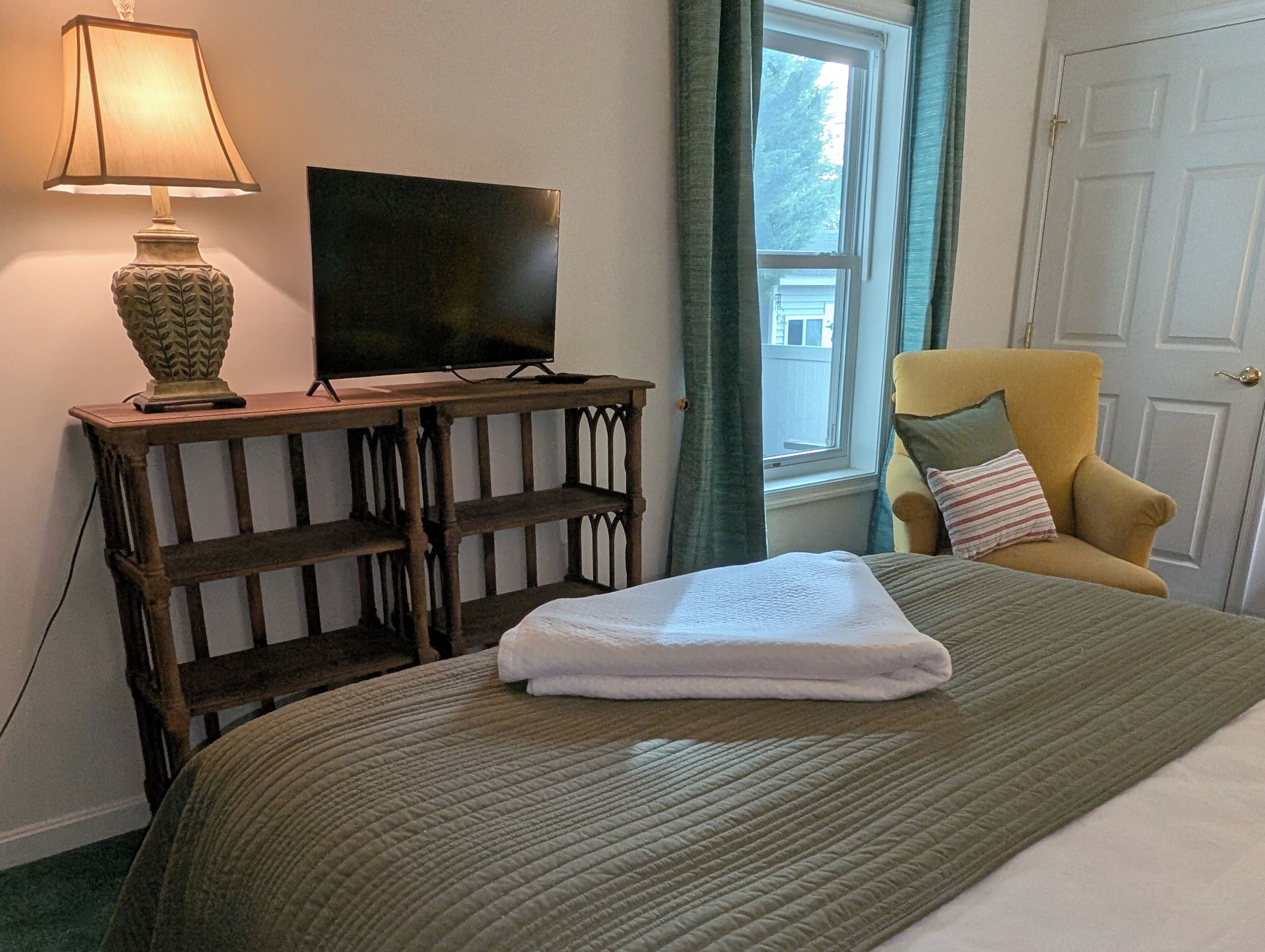 1 makuuhuone, silitysrauta/-lauta, Wi-Fi, vuodevaatteet