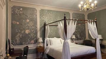 Deluxe Double Room, City View | Laptop workspace, free WiFi