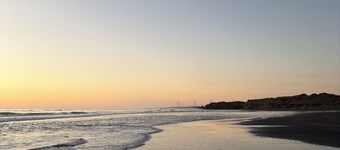 Recently renovated One-Bedroom Bach on Waverly Beach