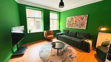 Individually decorated, free WiFi