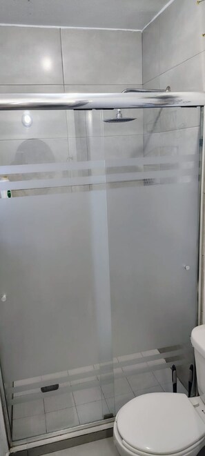 Håndklæder, Sæbe, Shampoo, Toiletpapir