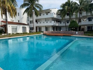 Outdoor pool - Casas Arrecife (Ixtapa)
