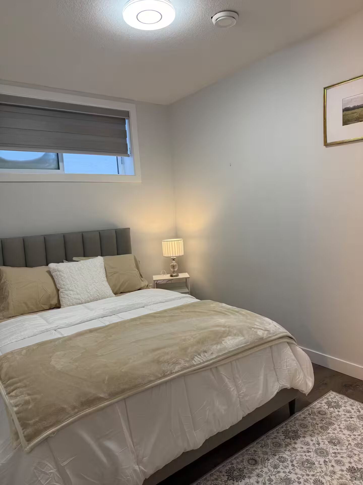 2 bedrooms, iron/ironing board, WiFi (free)