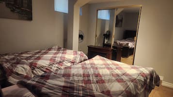 Strygejern/strygebræt, Wi-Fi, sengetøj