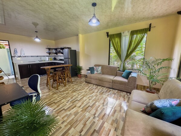 Living area - Hummingbird jungle (La Fortuna)