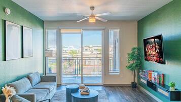 Televisión y oficina