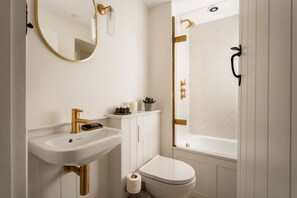 Hair dryer - Beautifully refurbished two bedroom - 1 Horseshoe Cottages (Kingham)