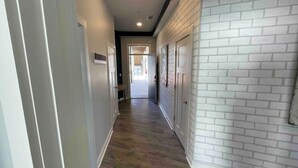 Interior - 3 Beds 2BR/2BA • Walk to Belmont/Vandy • Parking (Nashville)