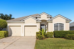 Exterior - Stunning 4BR/4BA Villa in Windsor Hills | Near Disney (Kissimmee)