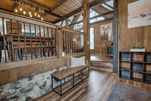Interior - The Velvet Moose • Minutes to Breckenridge • Cozy, Upgraded Mountain Retreat (Blue River)