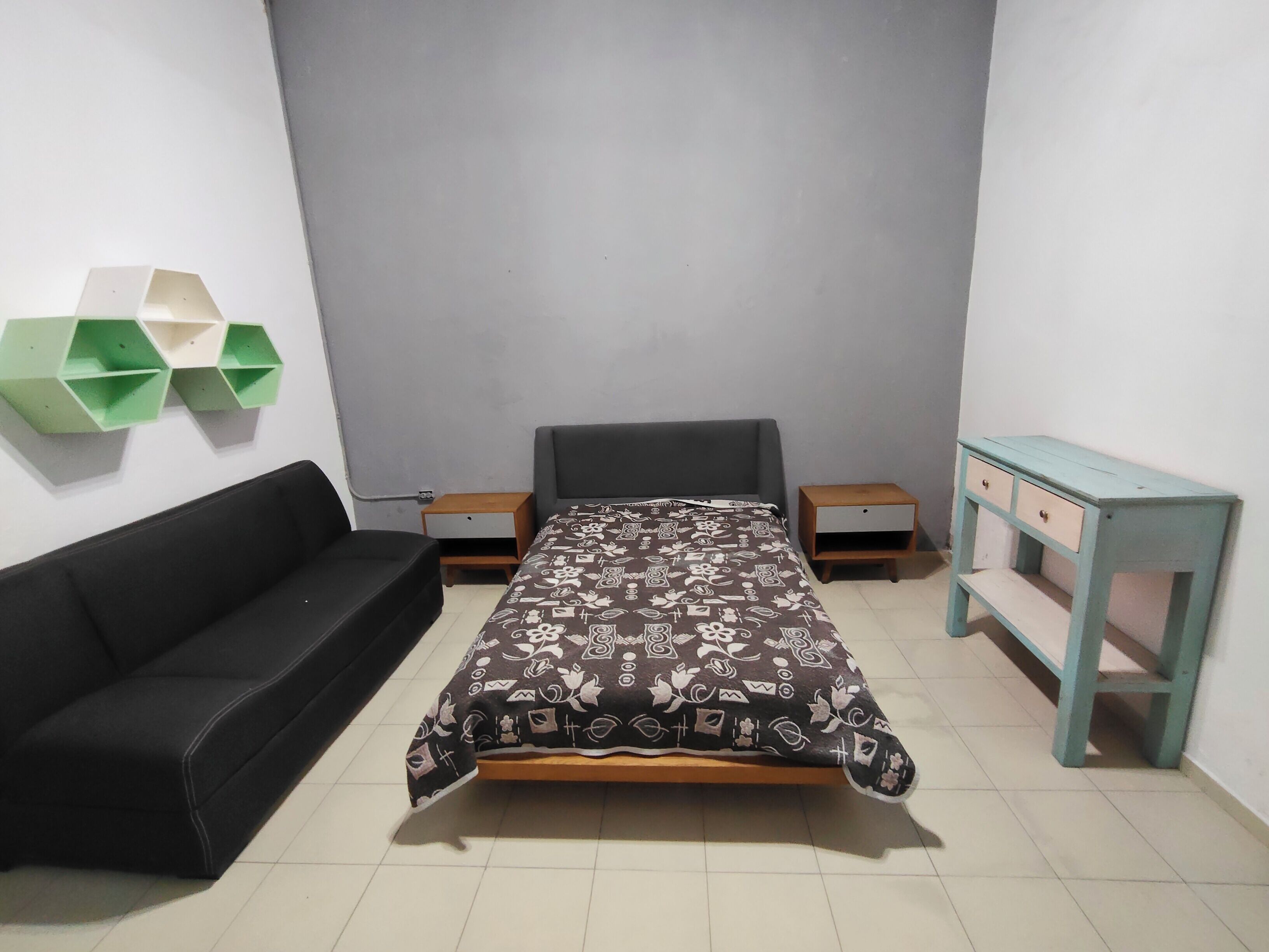 Comfort Room | Free WiFi