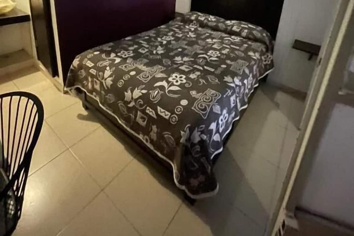 Basic Double Room | Free WiFi