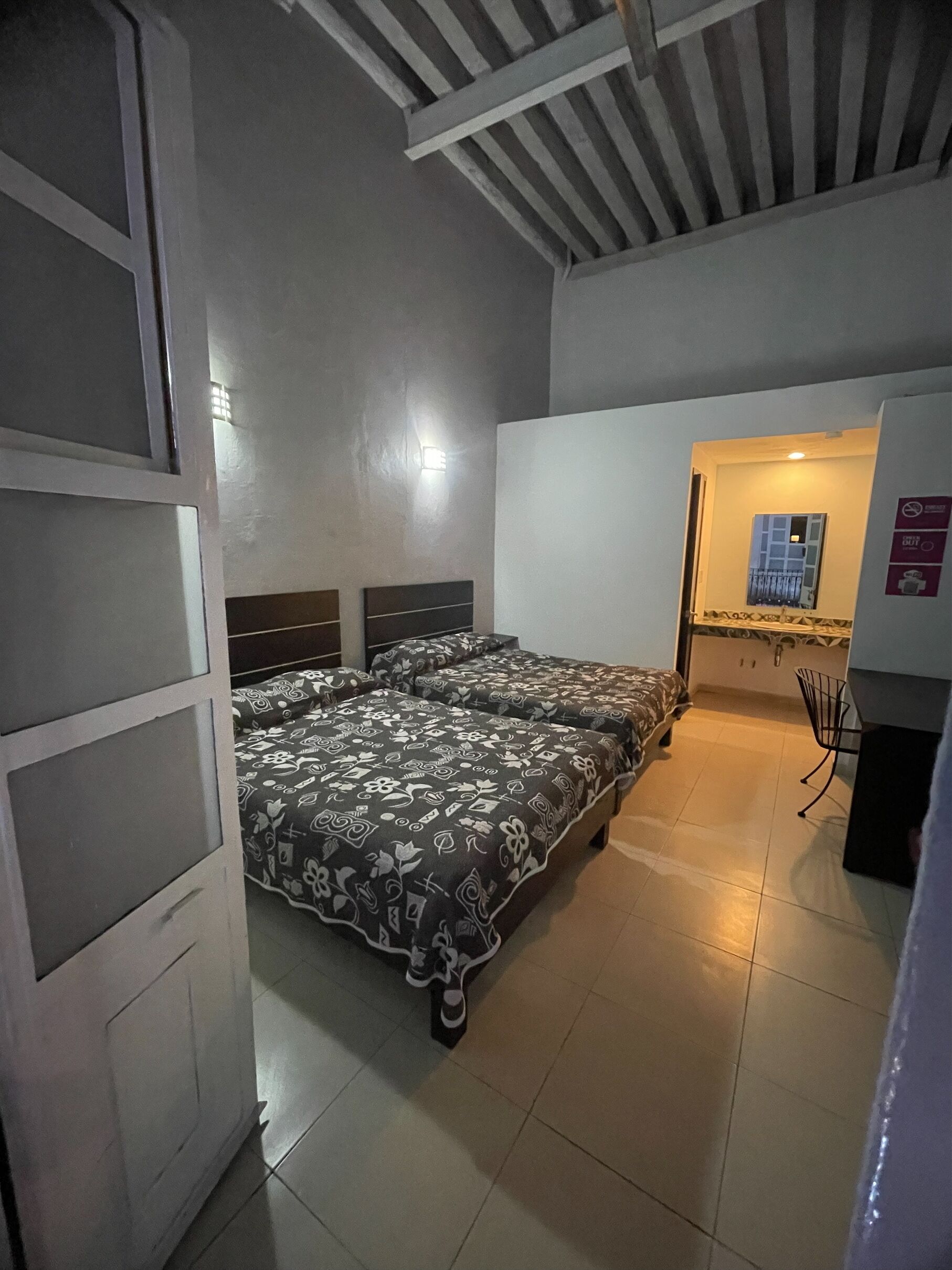 Basic Quadruple Room | Free WiFi