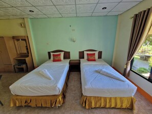 Desk, free WiFi - Rim Khao Resort (Ko Lanta)