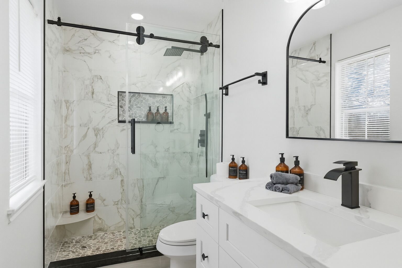 Douche, serviettes fournies