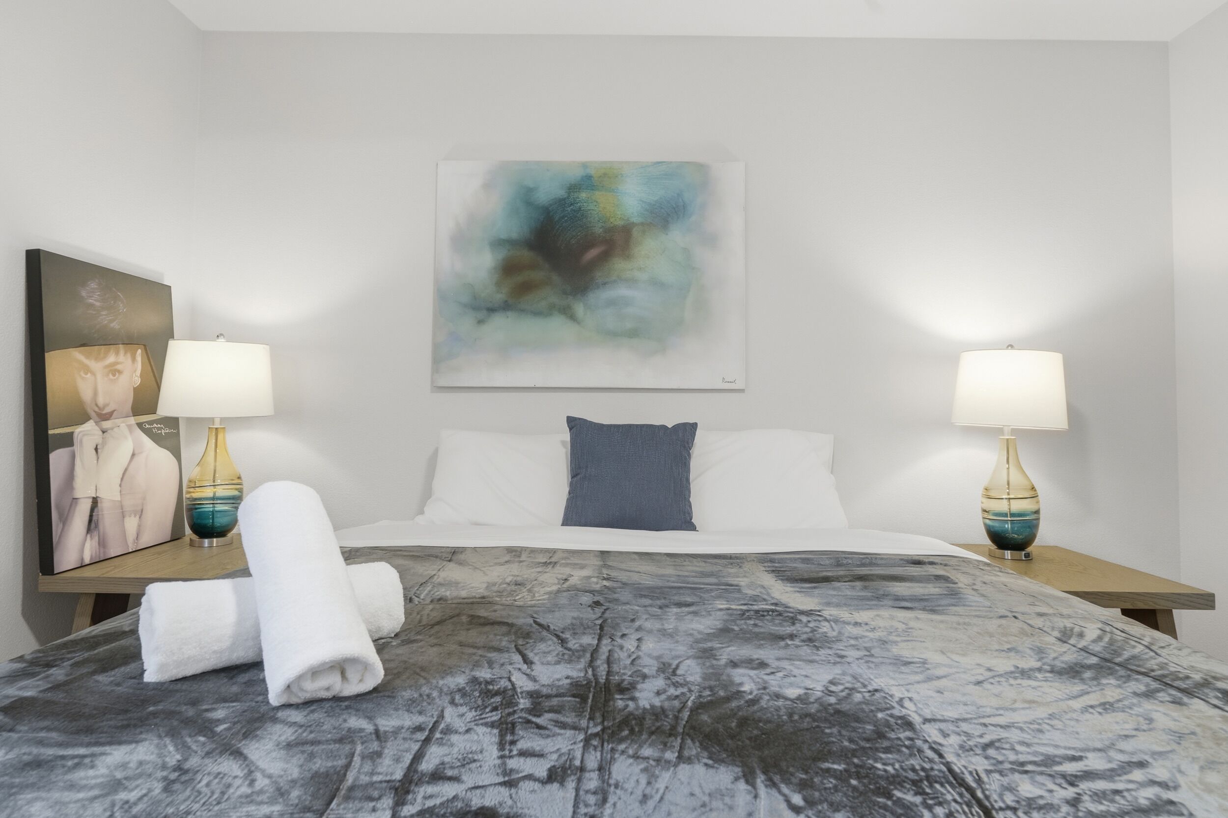 4 bedrooms, desk, iron/ironing board, free WiFi