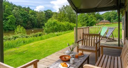 Dog friendly glamping stay, Osprey, Exton Park, Rutland