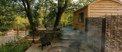 Enceinte de lâhĂ©bergement