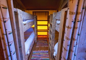 Internet, bed sheets