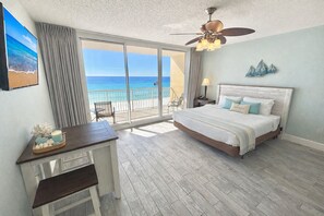 1 bedroom, free WiFi, bed sheets - Beachfront Studio w/ Bunks Sleeps 4 at Majestic! (Panama City Beach)