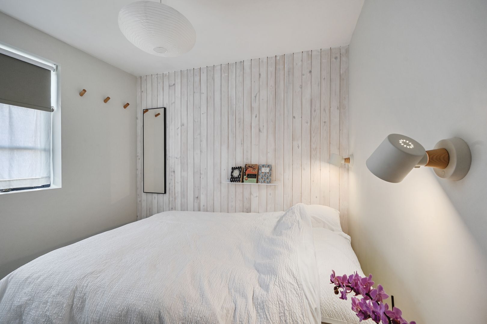 Fer et planche à repasser, accès Internet, draps fournis