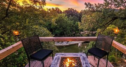 WATERFRONT Piney Creek: Sweeping Views - Cliffside – Creek Access - Free Kayaks