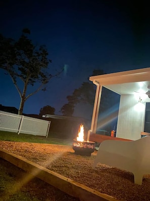 Property grounds - Little Drummer-A Mid Century Currumbin retreat! (Currumbin Waters)