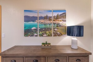 Interior - Spacious 5BR Carnelian Grand Retreat, Hot Tub, perfect for the whole family (Carnelian Bay)