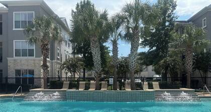 Luxury 1 bedroom apartment in a resort-style gated community