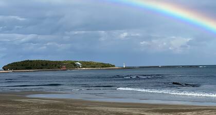 5 minute walk to the ocean. Rental villa 15 minutes walk to the beach (free rental of water bikes and foot paddle canoes)