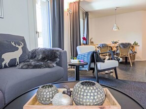 TV - Nice apartment for 4 guests with WIFI, TV and balcony (Wengen)