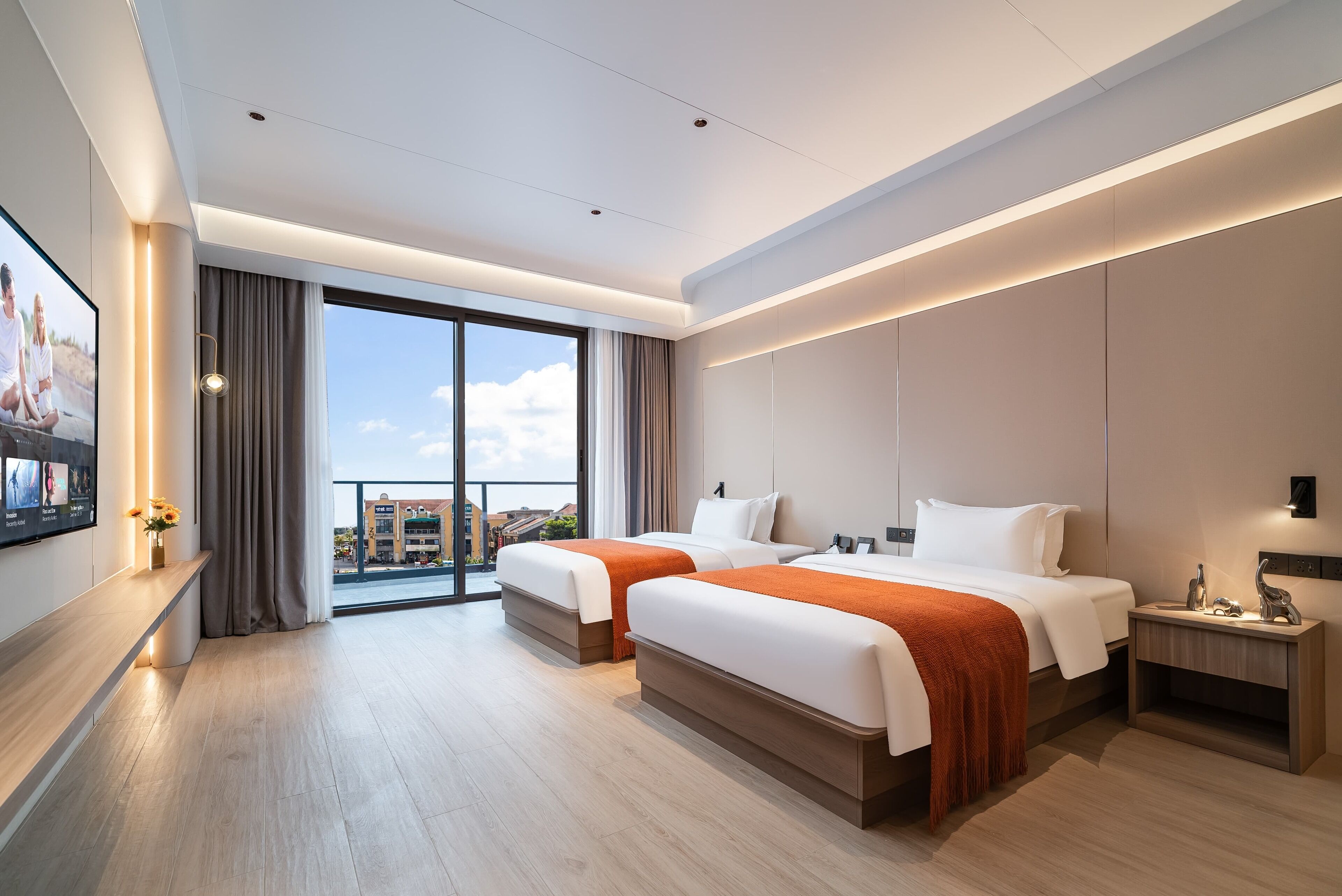 Luxury Twin Room, City View | Blackout drapes, iron/ironing board, free WiFi