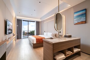 Chambre Double Supérieure, vue ville | Rideaux occultants, fer et planche à repasser, Wi-Fi gratuit