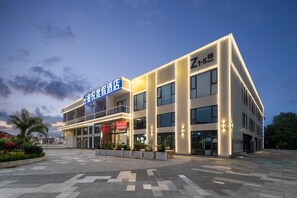 Exterior - Ruiyue Resort Hotel (Wanning)