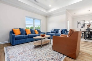 Smart TV, fireplace - Southern Serenity at Farmville Lakes (Auburn)