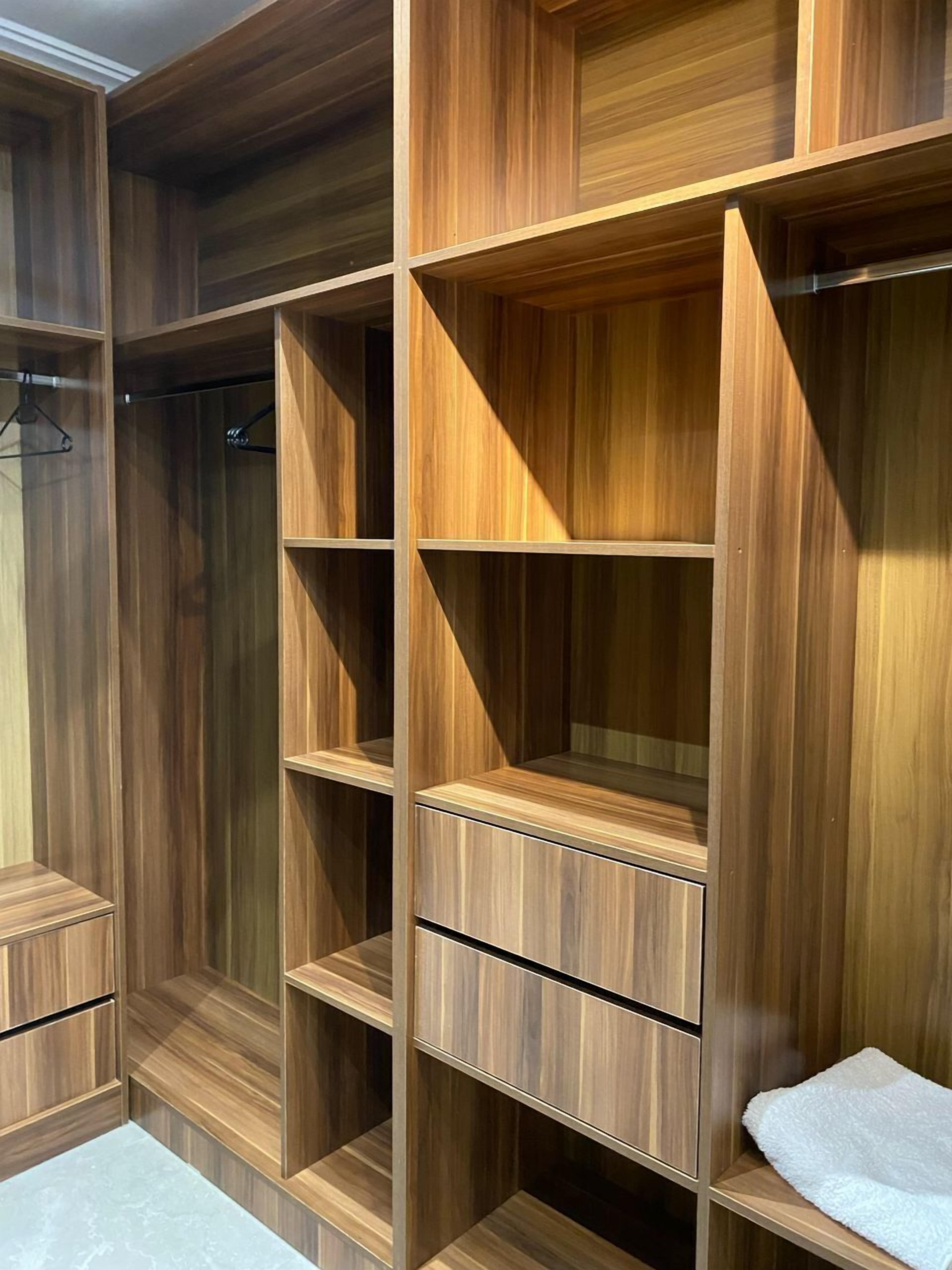 Iron/ironing board, free WiFi