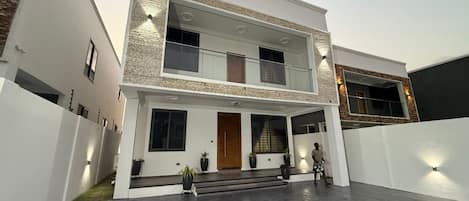 Façade de lâhĂ©bergement