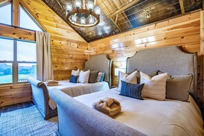 Bügeleisen/Bügelbrett, Reisekinderbett, kostenloses WLAN, Bettwäsche