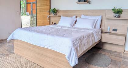 Cabin in the mountains with private jacuzzi surrounded by nature (pet friendly)