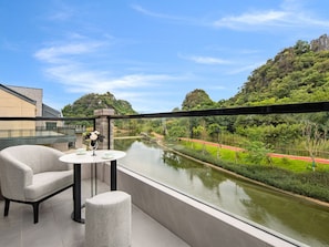Terrace/patio - Xana Hotel Guilin Wuyue Square Branch (Guilin)
