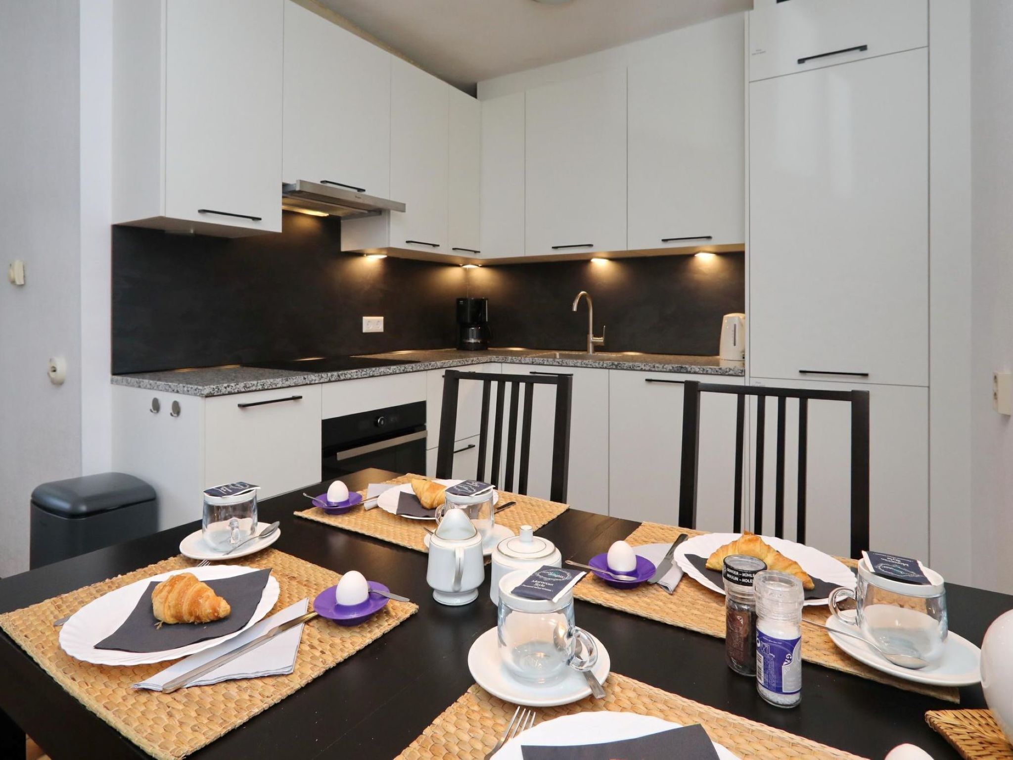 Fridge, oven, cookware/dishes/utensils