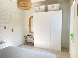 Desk, Internet - Happy House by Interhome (Noordwijkerhout)