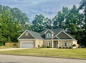 Exterior - Perfect Getaway (Rocky Mount)